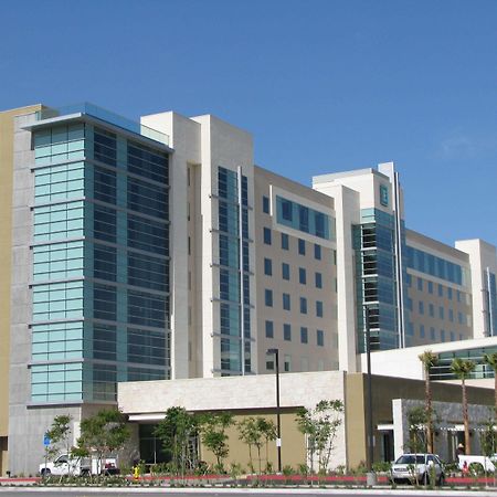 Embassy Suites Ontario - Airport Экстерьер фото