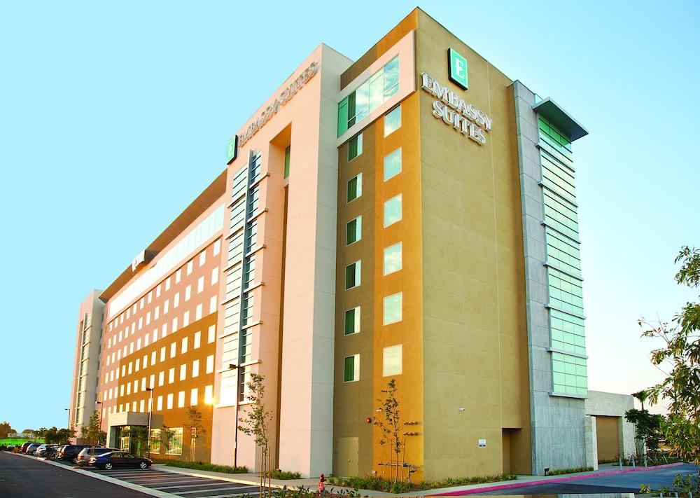 Embassy Suites Ontario - Airport Экстерьер фото